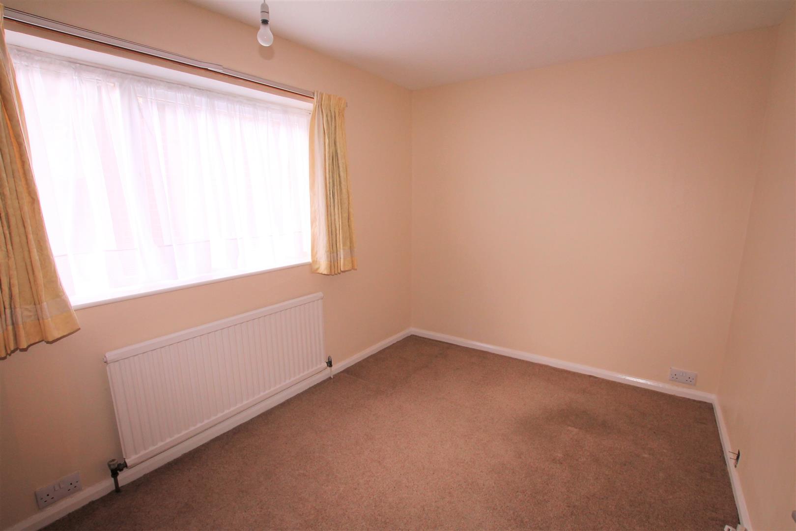 Bungalow Detached New Village Road, Cottingham